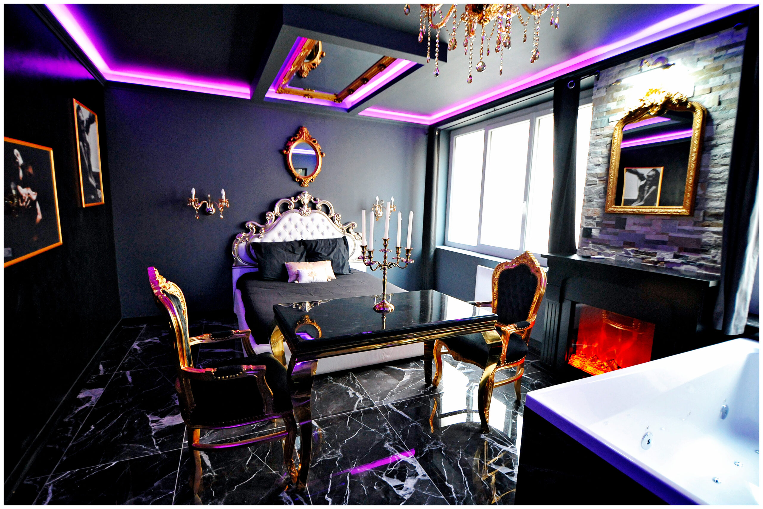 Blossom Interiors - Décoration d'intérieur logement locatif - airbnb - booking - love room - logement atypique et à thème - location saisonnière - location - colocation - rénovation - investissement immobilier - réservez votre nuit en amoureux dans un logement atypique haut de gamme
